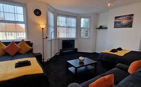 Sapphire Apartments
